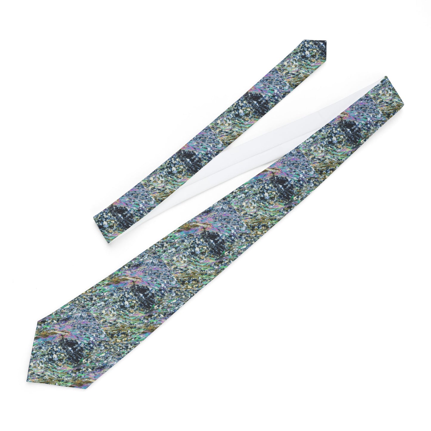 Metamorphosing Garnet Necktie