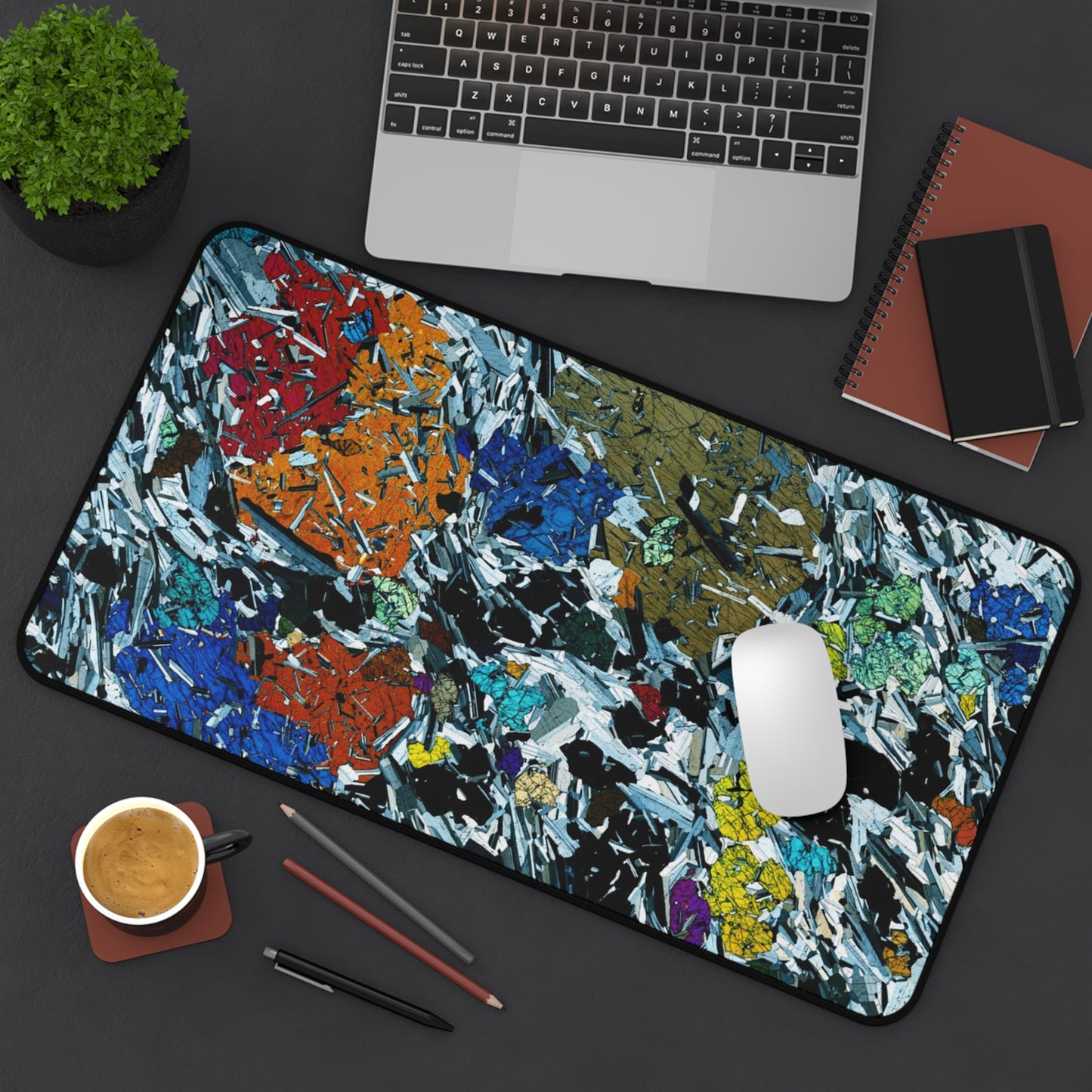 Gabbro Desk Mat