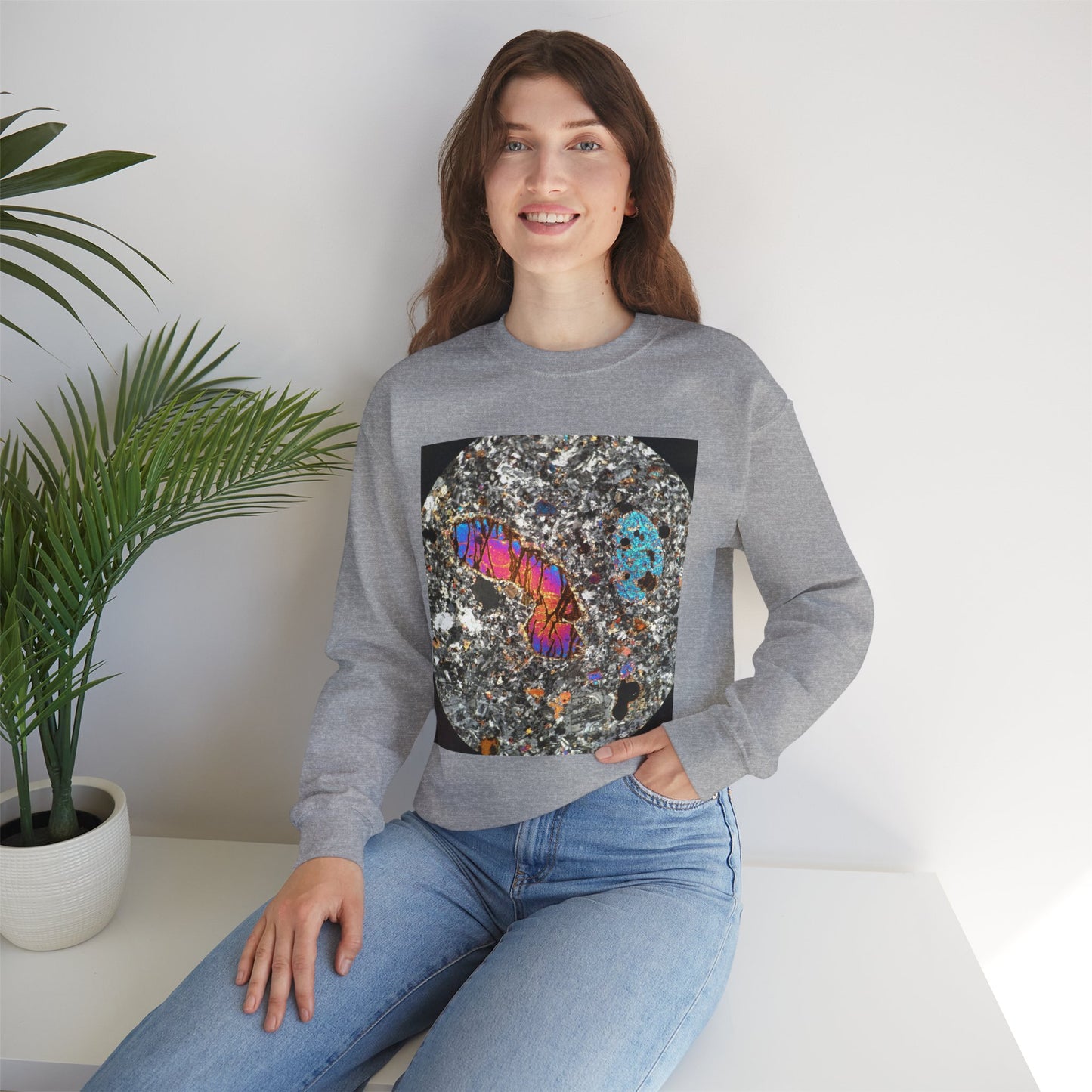 Olivine surrounded by Plagioclase - Heavy Blend™ Crewneck Sweatshirt