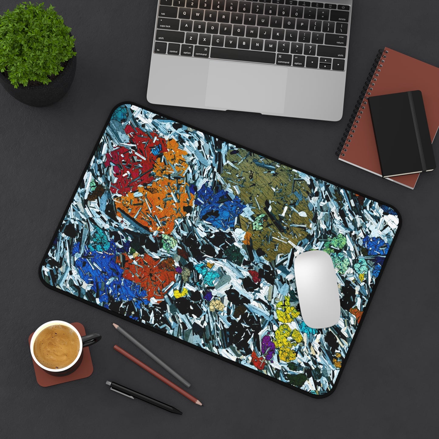 Gabbro Desk Mat